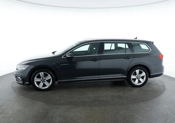 Volkswagen Passat cena 118800 przebieg: 108133, rok produkcji 2020 z Rybnik małe 781